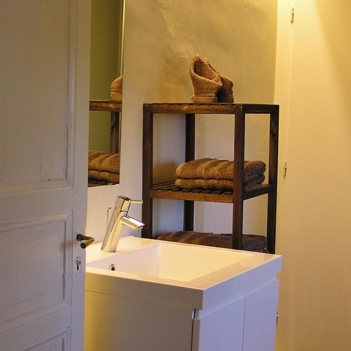 Domaine De L'Isle Basse Bed and Breakfast Fontanes  Rum bild