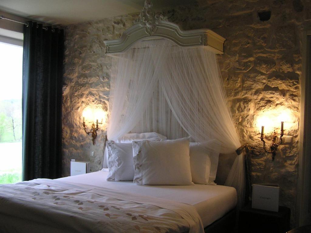 Domaine De L'Isle Basse Bed and Breakfast Fontanes  Rum bild